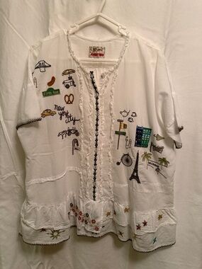 Johnny Was White Embroidered Travel Motif Button-Front Blouse